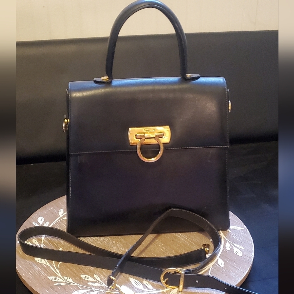 Salvatore Ferragamo Black Leather Gancini Shoulder Bag